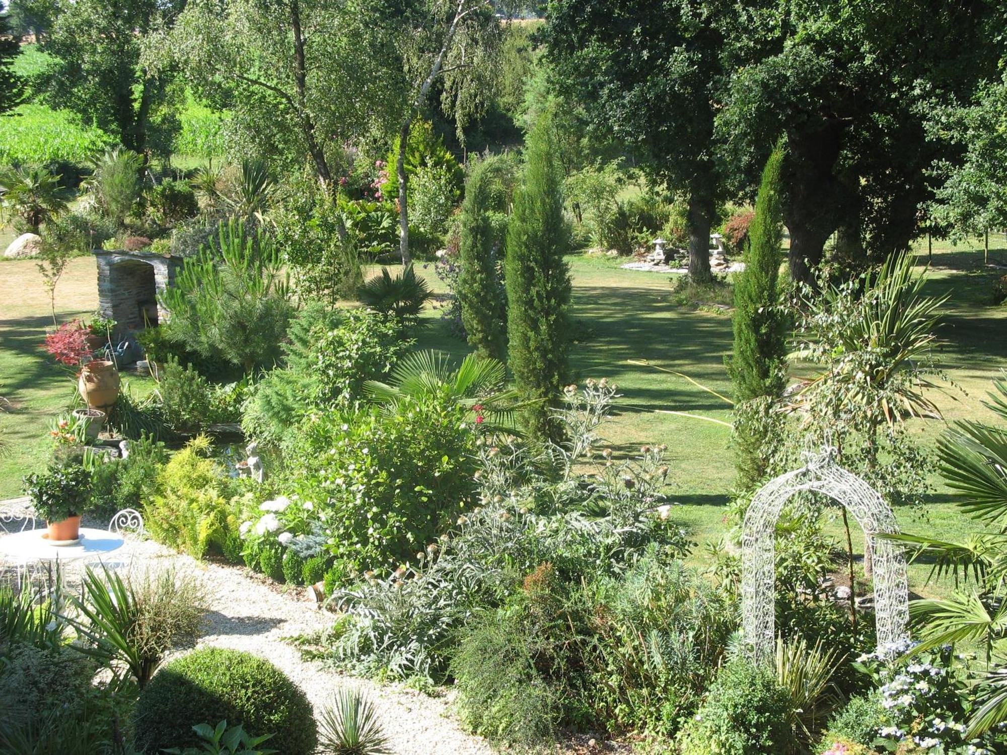 Le Clos Saint Fiacre Hotel Carentoir Exterior foto